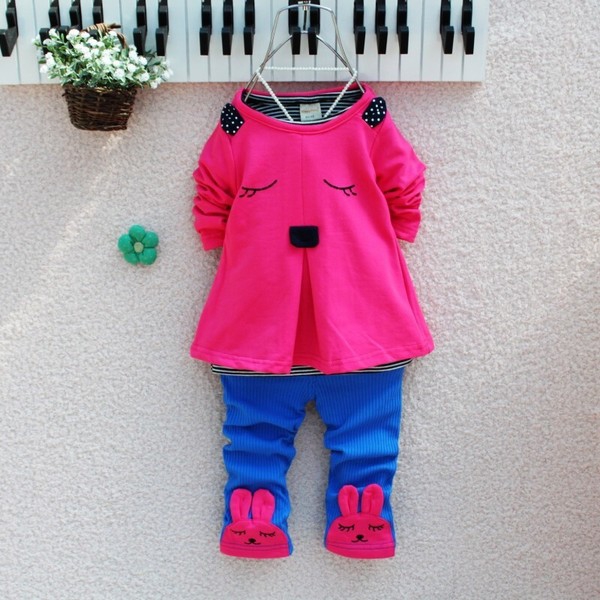 Пролетни комплект за момиченца различни цветове и модели