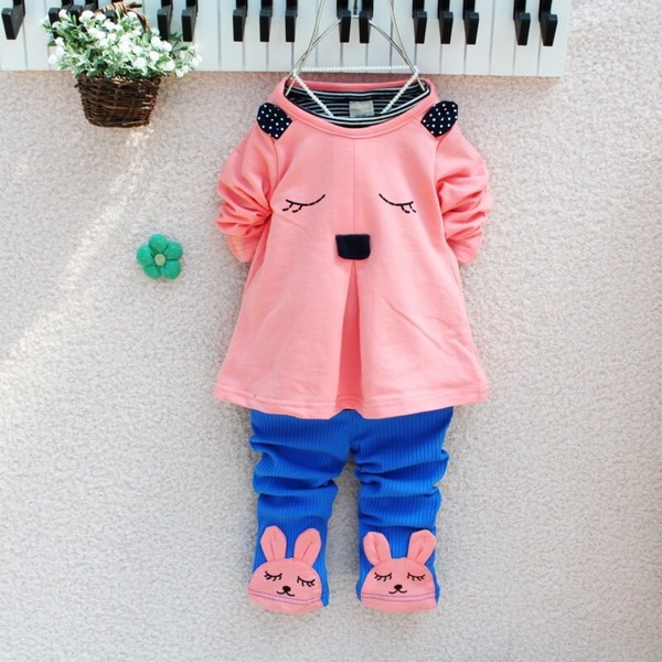 Пролетни комплект за момиченца различни цветове и модели