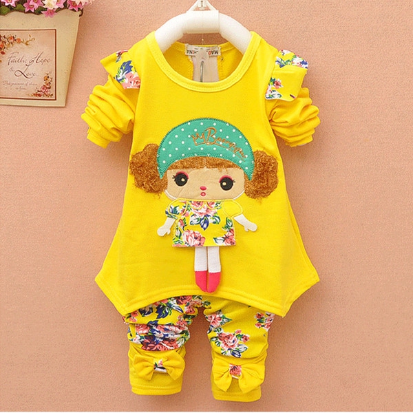 Пролетни комплект за момиченца различни цветове и модели