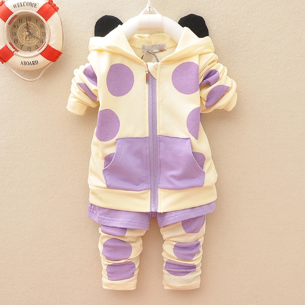 Пролетни комплект за момиченца различни цветове и модели