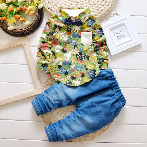 Παιδικό σετ με ένα πουκάμισο και παντελόνι για αγόρια