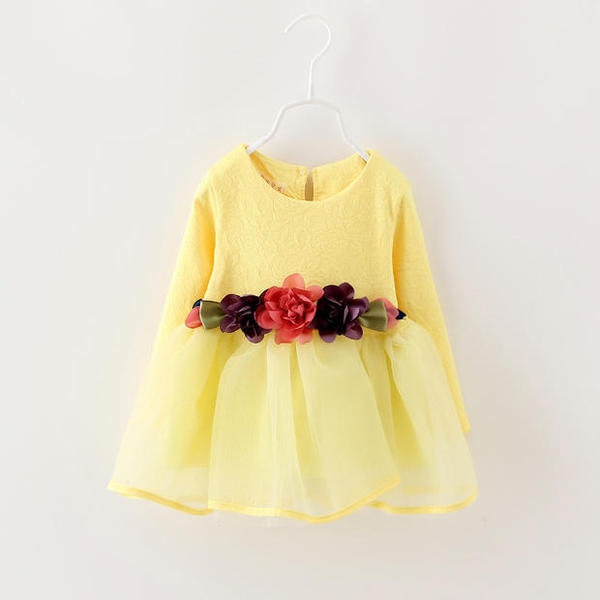 Рокля за бебета с украшения от 1 месец до 1 годинка