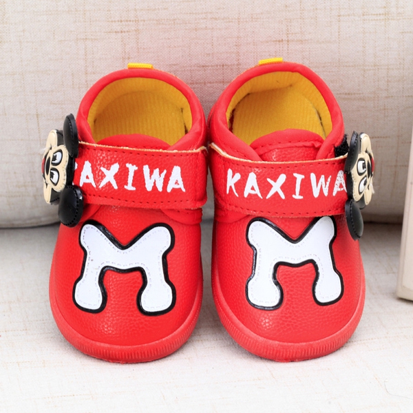 Бебешки пролетни обувки за прохождане в различни цветове