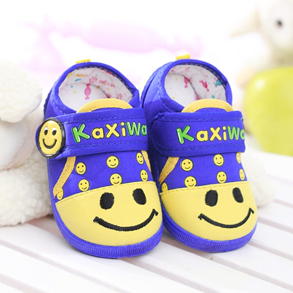Бебешки пролетни обувки за прохождане в различни цветове