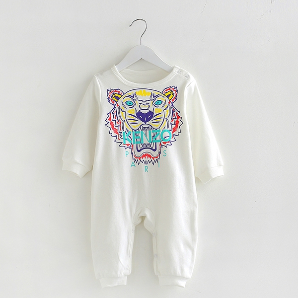 Βρεφικά ρούχα για αγόρια και κορίτσια - panda, λαγουδάκι, batman, σούπερμαν, κάστορας και πολλά άλλα