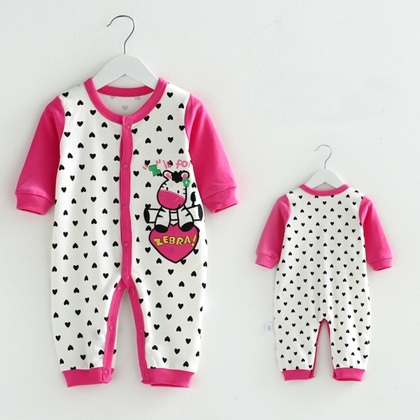 Пролетни бебешки дрехи за момичета - в много различни цветове и модели