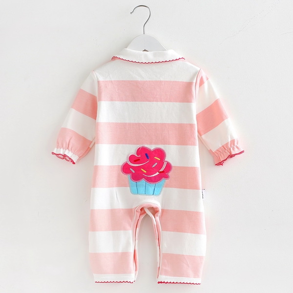 Пролетни бебешки дрехи за момичета - в много различни цветове и модели