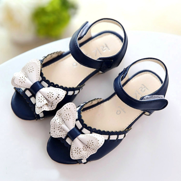 Детски сандали за момичета в три цвята