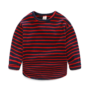 Детски блузи за момчета на райета - в бял,черен,червен и син цвят