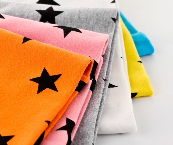 Детски стилни шалчета за момчета и момичета - сини, червени, сиви с шарки