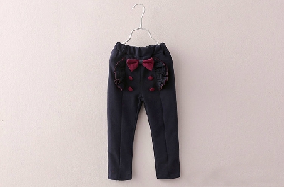 Модерни детски панталони за момичета в черен и лилав цвят