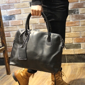 Модерна мъжка чанта от изкуствена кожа - в черен и кафяв цвят