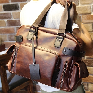 Модерна мъжка кожена чанта - в кафяв цвят