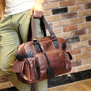 Модерна мъжка кожена чанта - в кафяв цвят