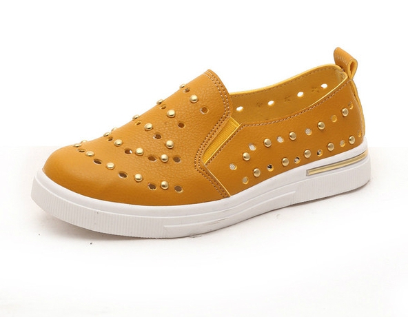 Υποδήματα άνοιξης-καλοκαιριού για κορίτσια σε τέσσερα χρώματα