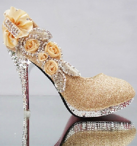 Дамски официални обувки с камъни
