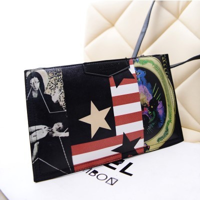 Τσάντες με διαφορετικές εκτυπώσεις