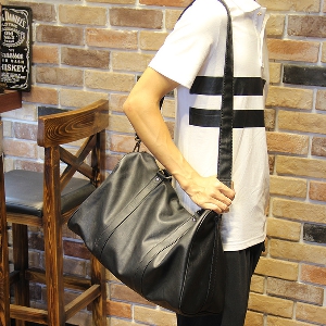Мъжка ежедневна чанта в черен цвят - 1 модел