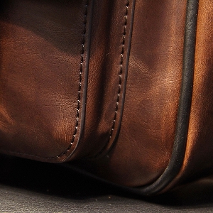 Модерна ежедневна мъжка чанта от изкуствена кожа в кафяв цвят