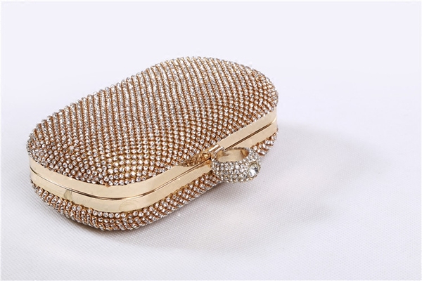 Дамска бонбонена чантичка тип портмоне