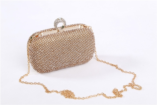 Дамска бонбонена чантичка тип портмоне