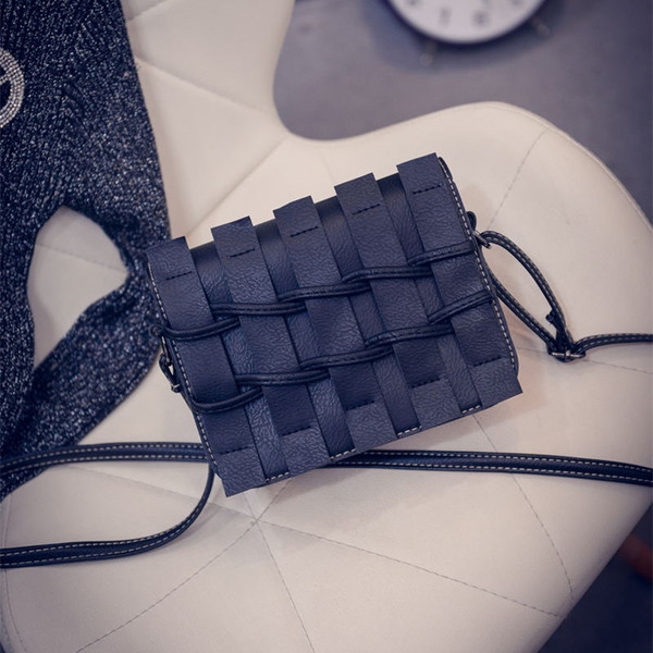 Κυρίες μίνι τσάντες σε διάφορα μοντέρνα και κορυφαία μοντέλα δερματίνη και μαλακή επιφάνεια - μαύρο, κόκκινο, καφέ