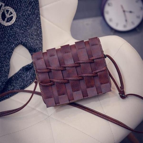 Κυρίες μίνι τσάντες σε διάφορα μοντέρνα και κορυφαία μοντέλα δερματίνη και μαλακή επιφάνεια - μαύρο, κόκκινο, καφέ