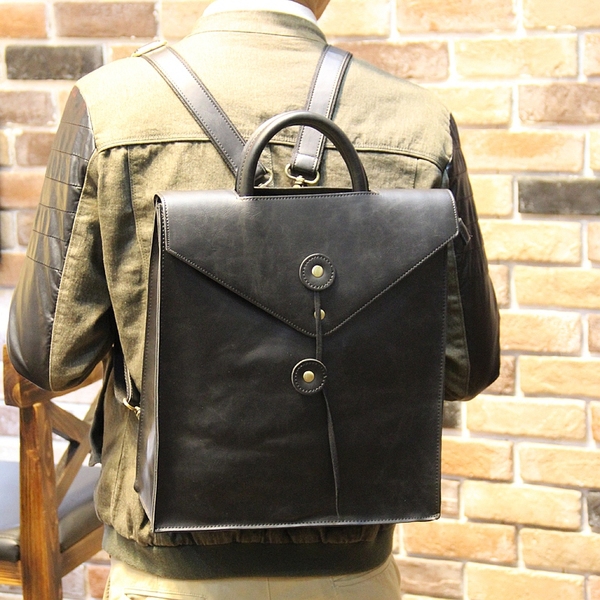 Мъжки ежедневни раници в черен и кафяв цвят - 2 модела