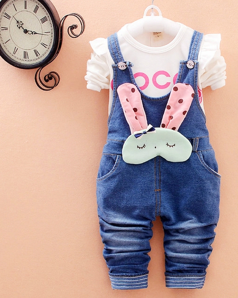 Пролетни комплекти за момичета-24 модела различни цветове.