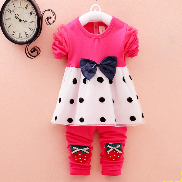 Пролетни комплекти за момичета-24 модела различни цветове.