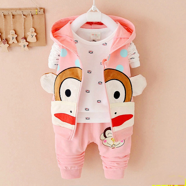 Пролетни комплекти за момичета-24 модела различни цветове.