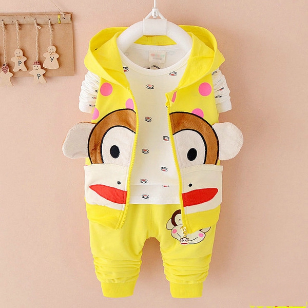 Пролетни комплекти за момичета-24 модела различни цветове.