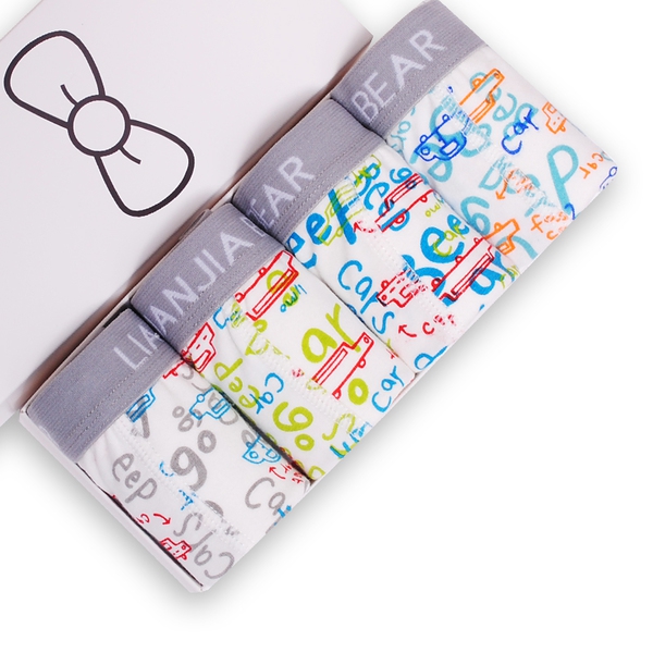 Комплект детско памучно бельо за момчета в 4 бройки и разнообразни анимационни модели - жираф, мече и други