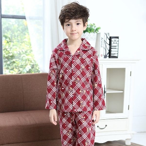 Пролетна детска пижама за момчета в син,бял и червен цвят - няколко модела