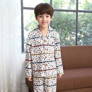 Пролетна детска пижама за момчета в син,бял и червен цвят - няколко модела
