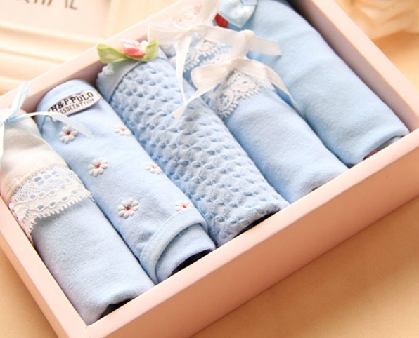 Детско бельо за момичета - червен, лилав, розов в комплект от 5 броя