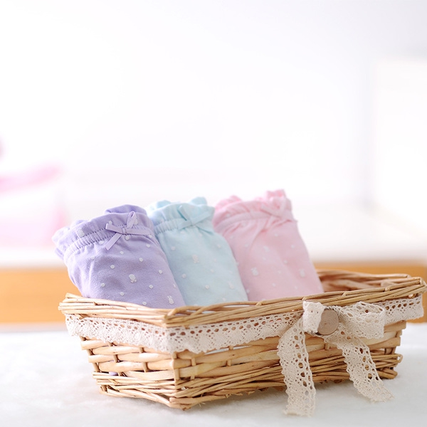 Детски комплект за момичета - комплект от три броя бельо