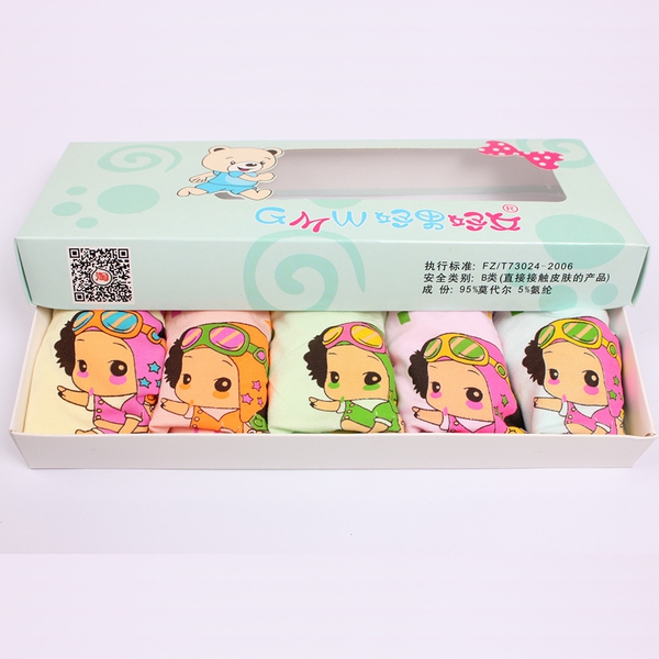 Детско бельо за момичета в различни комплекти от 5 броя с топ анимации