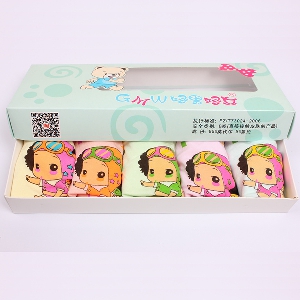 Детско бельо за момичета в различни комплекти от 5 броя с топ анимации