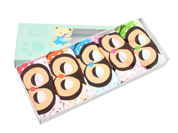 Детско бельо за момичета в различни комплекти от 5 броя с топ анимации