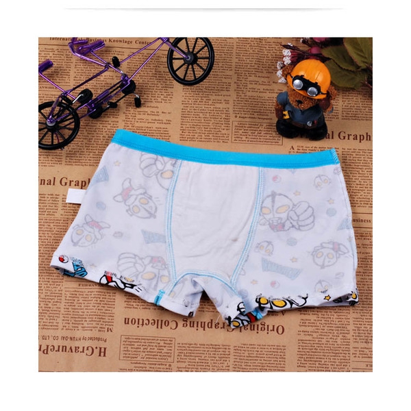 Детски шарени боксерки в комплект от 3 броя за момчета