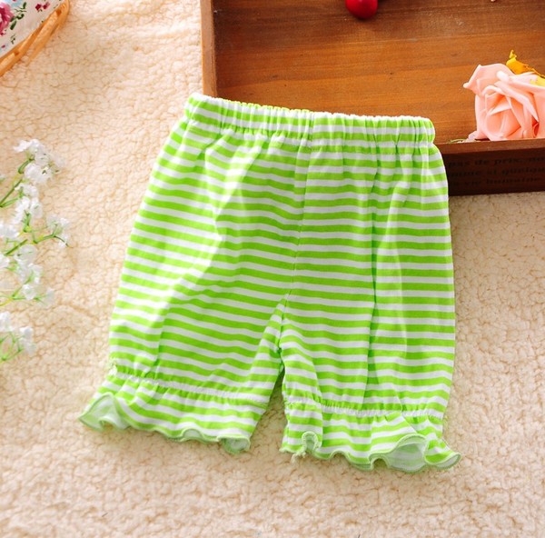 Цветни детски шорти за момичета