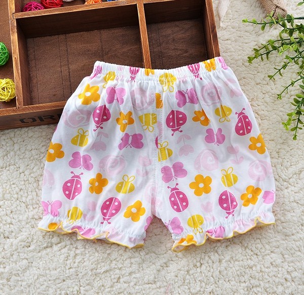 Цветни детски шорти за момичета