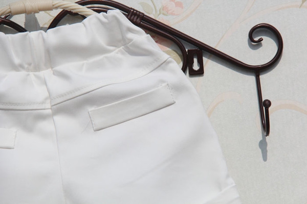 Стилни къси панталони за момичета в бял цвят 