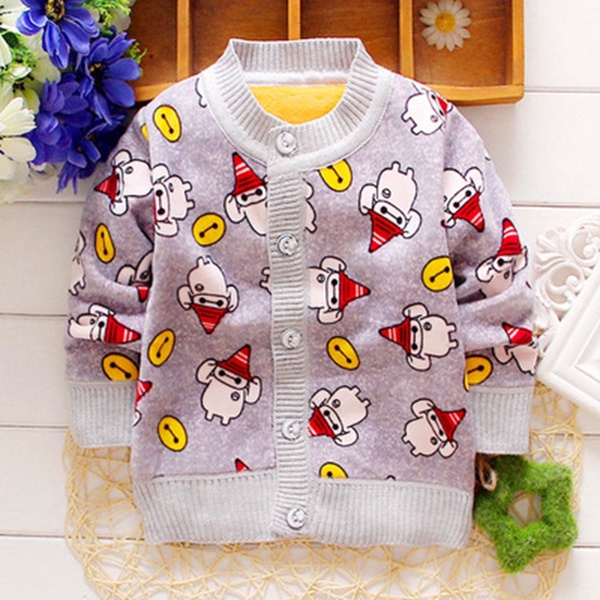 Κορυφαία ρούχα για κορίτσια και αγόρια - σε διαφορετικά χρώματα