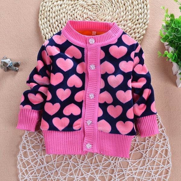 Κορυφαία ρούχα για κορίτσια και αγόρια - σε διαφορετικά χρώματα