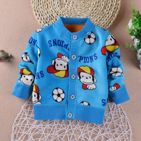 Κορυφαία ρούχα για κορίτσια και αγόρια - σε διαφορετικά χρώματα