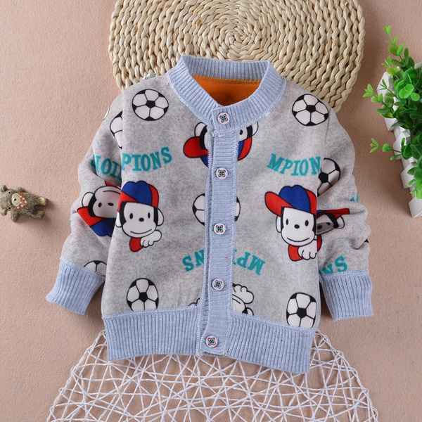 Κορυφαία ρούχα για κορίτσια και αγόρια - σε διαφορετικά χρώματα