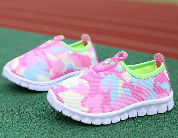 Παιδικά παπούτσια για αγόρια και κορίτσια