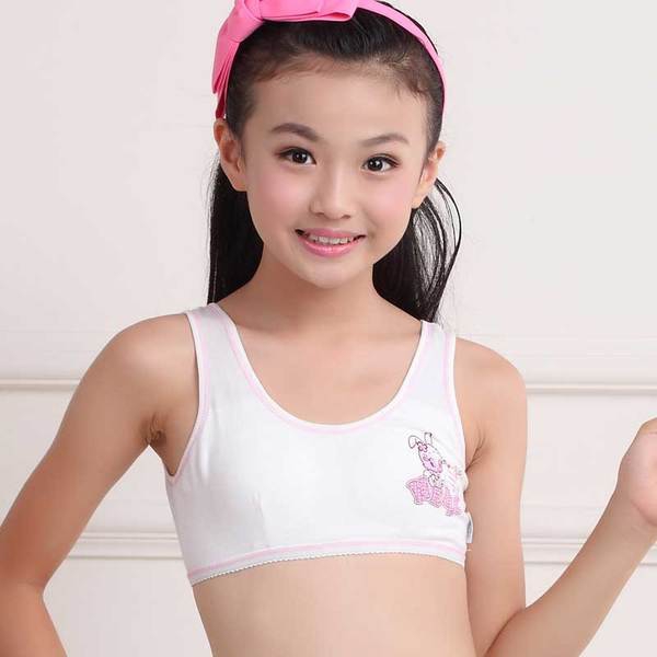 Бюстие за момичета - различни еластични модели с анимации